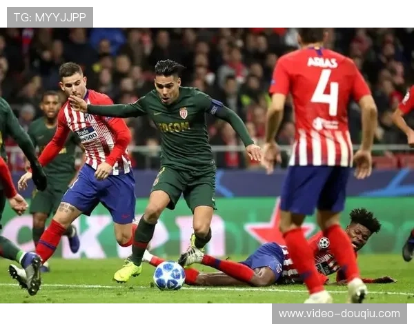 巴黎圣日耳曼vs摩纳哥：豪门对决，姆巴佩复出引关注