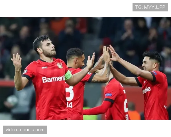 前瞻:佛罗伦萨迎战勒沃库森,欧协联卫冕冠军面临严峻考验 前瞻:佛罗伦萨迎战勒沃库森,欧协联卫冕冠军面临严峻考验